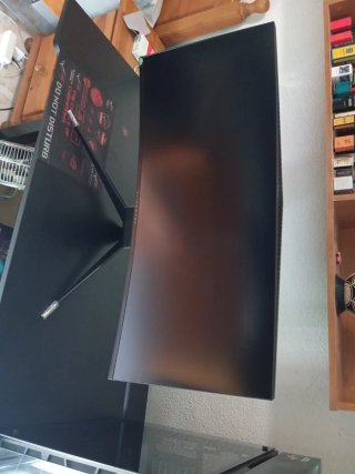 Monitor Alienware Curvo Negro