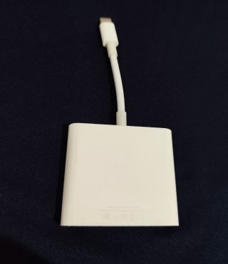 Adaptador multipuerto de USB-C a AV digital Apple