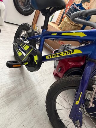 Bicicleta infantil azul ATRATOR