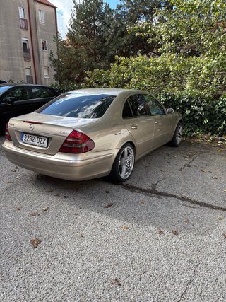Mercedes-Benz Clase E 2005