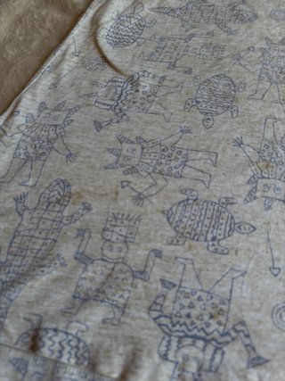 Polo Vintage 90s Estampado Tribal Beige