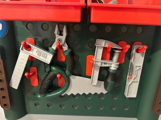 Banco de herramientas Bosch para niños