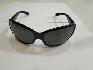 Gafas de Sol Ray-Ban RB 4118 originales + Funda