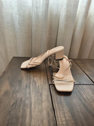 Sandalias tacón bajo rosa palo