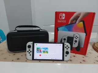 Nintendo Switch OLED Blanca