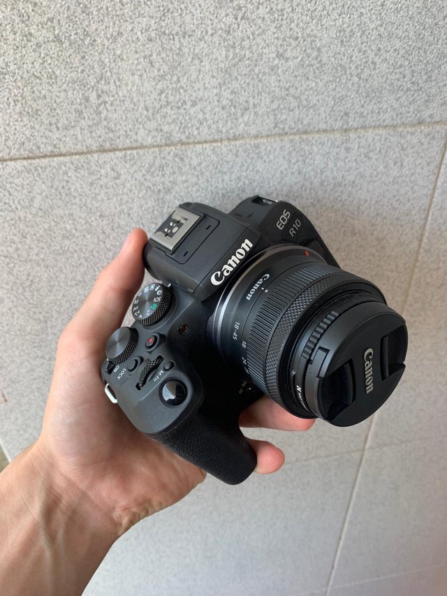 Canon EOS R10 18-45 Kit