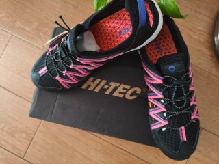 Sandalias deportivas Hi-Tec. Talla 42