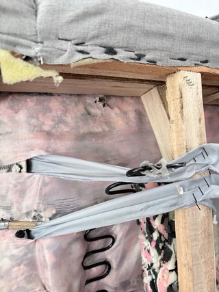 Sofá Cama 3 Plazas Gris claro con almacenamiento.
