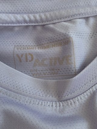 Camiseta deportiva niña morada