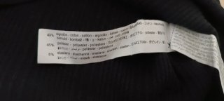 Camiseta Zara volantes