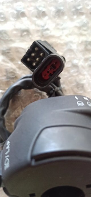 Piña luces RSV y Tuono