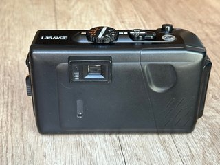 Cámara Nikon L35AW AF resistente al agua