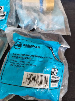 Lote Fontanería Pressman: Racor, Codo, Manguito