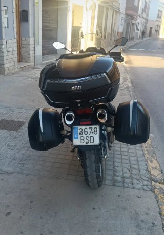 (escucho cambios ) Solo está semana