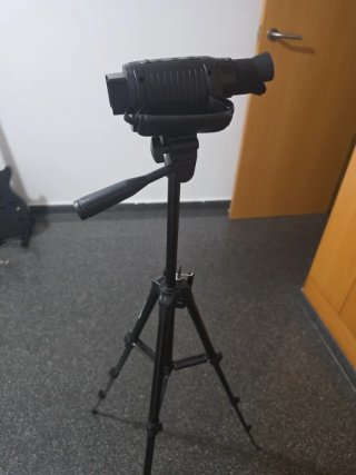 Cámara de fotos y video con visión nocturna.