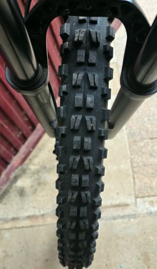 Bicicleta Eléctrica GIANT LIV EMBOLDEN E+1 PRO