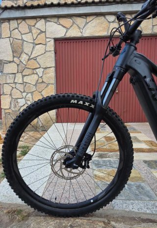 Bicicleta Eléctrica GIANT LIV EMBOLDEN E+1 PRO