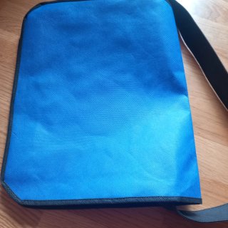 Bolsa portadocumentos.  REGALO por compra.