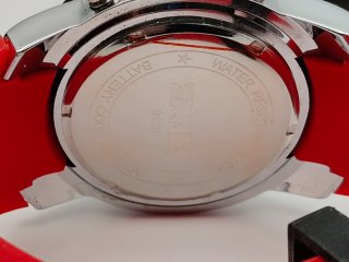 Reloj SKMEI Hombre Negro y Rojo