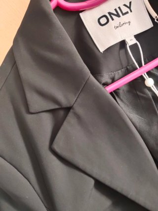 Blazer ONLY negro