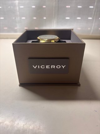 Reloj Viceroy Dorado y Negro