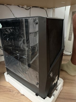 Ordenador sobre mesa Torre MSI RGB led Gaming