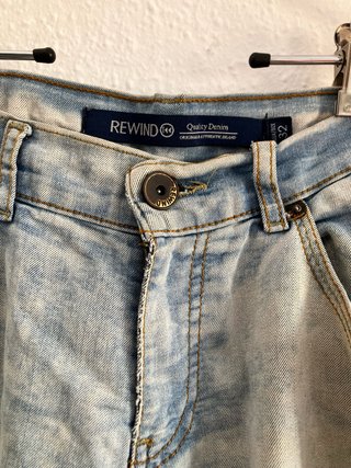 Pantalones vaqueros deslavados