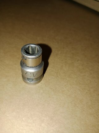 Juego Llave de Carraca y Vasos cromo vanadio 3/8