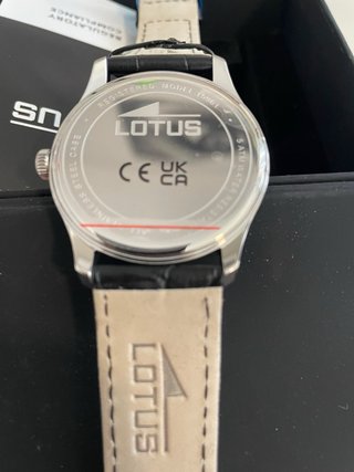 Reloj Lotus Minimalist Esfera Blanca Hombre