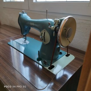 Máquina de coser Alfa 1975