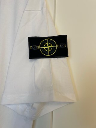 Camiseta Stone Island Blanca Logo Multicolor