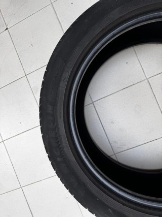 4 Neumáticos 215/50 R17/95w/94w