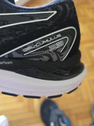 Zapatillas Asics Gel-Cumulus 23