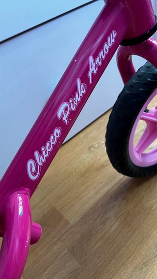 Bicicleta Chicco Pink Arrow sin pedales