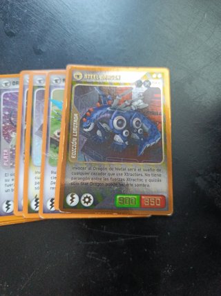 Lote de +150 Cartas Invizimals
