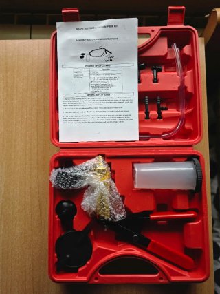 Kit Bomba Vacío Purgador Frenos