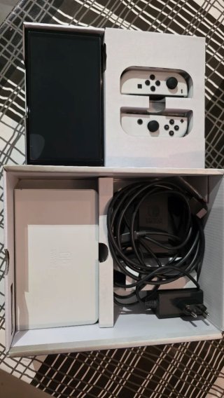 Nintendo Switch OLED Blanca
