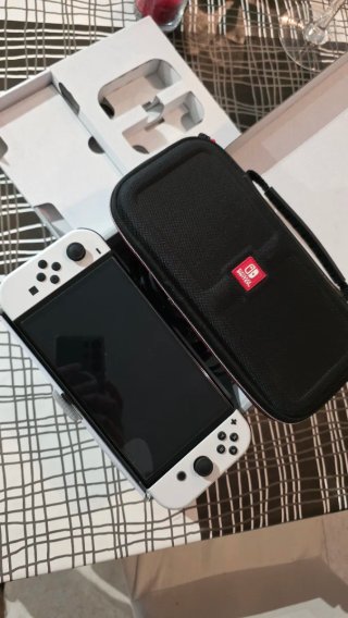 Nintendo Switch OLED Blanca