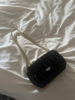 Bolso Victoria's Secret Negro con Cadena