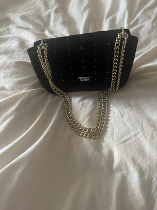 Bolso Victoria's Secret Negro con Cadena