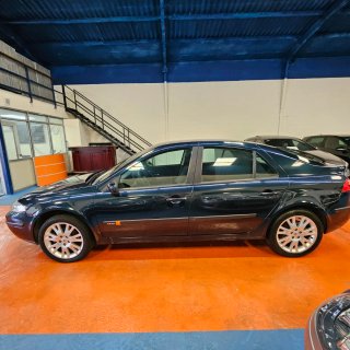 Renault Laguna DIESEL 120 cv MUY NUEVO Y GARANTIA