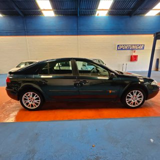 Renault Laguna DIESEL 120 cv MUY NUEVO Y GARANTIA