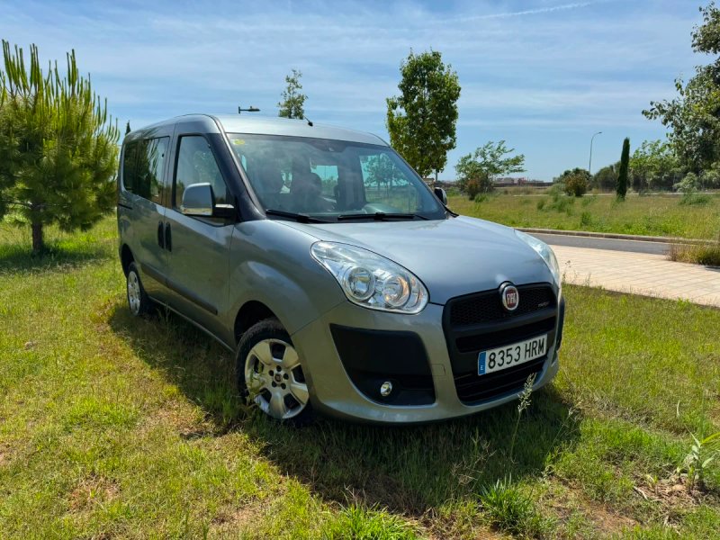 Fiat Doblò 2013, foto 2