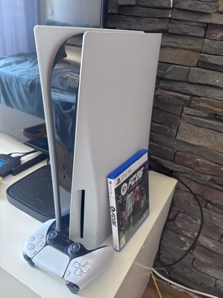 Consola PS5 + Mando + FC26