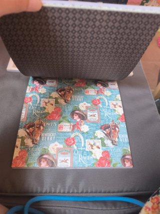 Kit Papel Scrapbooking Graphic 45 Off to the Races