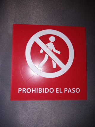 Señal WiFi con Contraseña