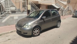 Toyota Yaris 2004