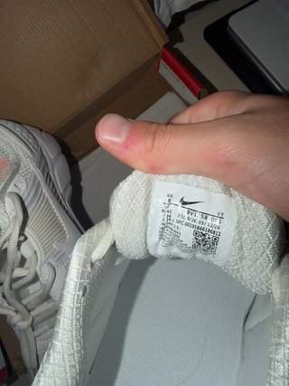 Nike Vomero 5 Gris y Blanco