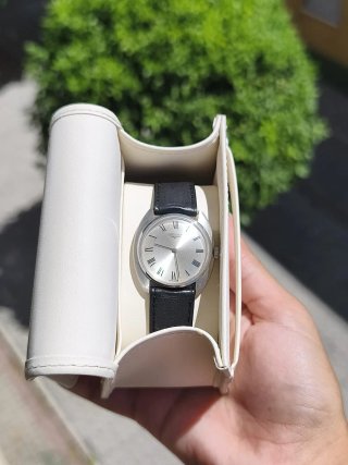 Reloj Longines Vintage Plata y Negro