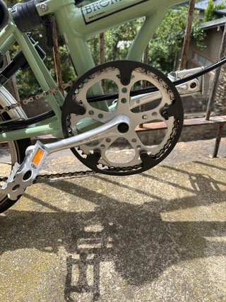 Bicicleta Brompton plegable verde